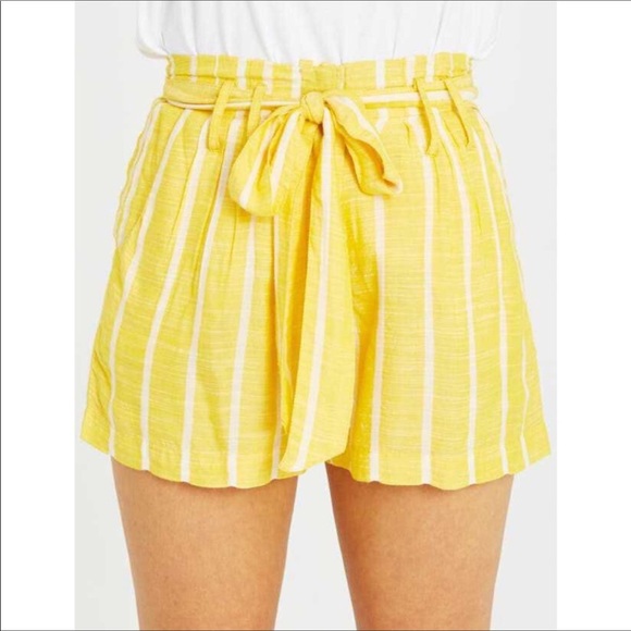 Altar'd State Pants - 🌻NWT Altar’d State Sunshine Striped Shorts